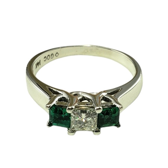 14K White Gold Diamond Lab Created Emerald Ring Size 7 #15910 - Picture 2 of 9